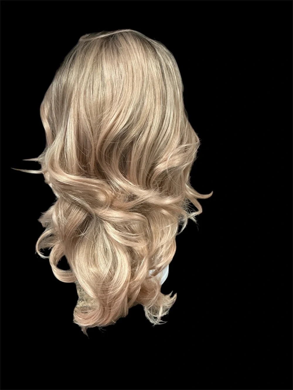 NWT Bowie Bellini Blonde Wig - CSC